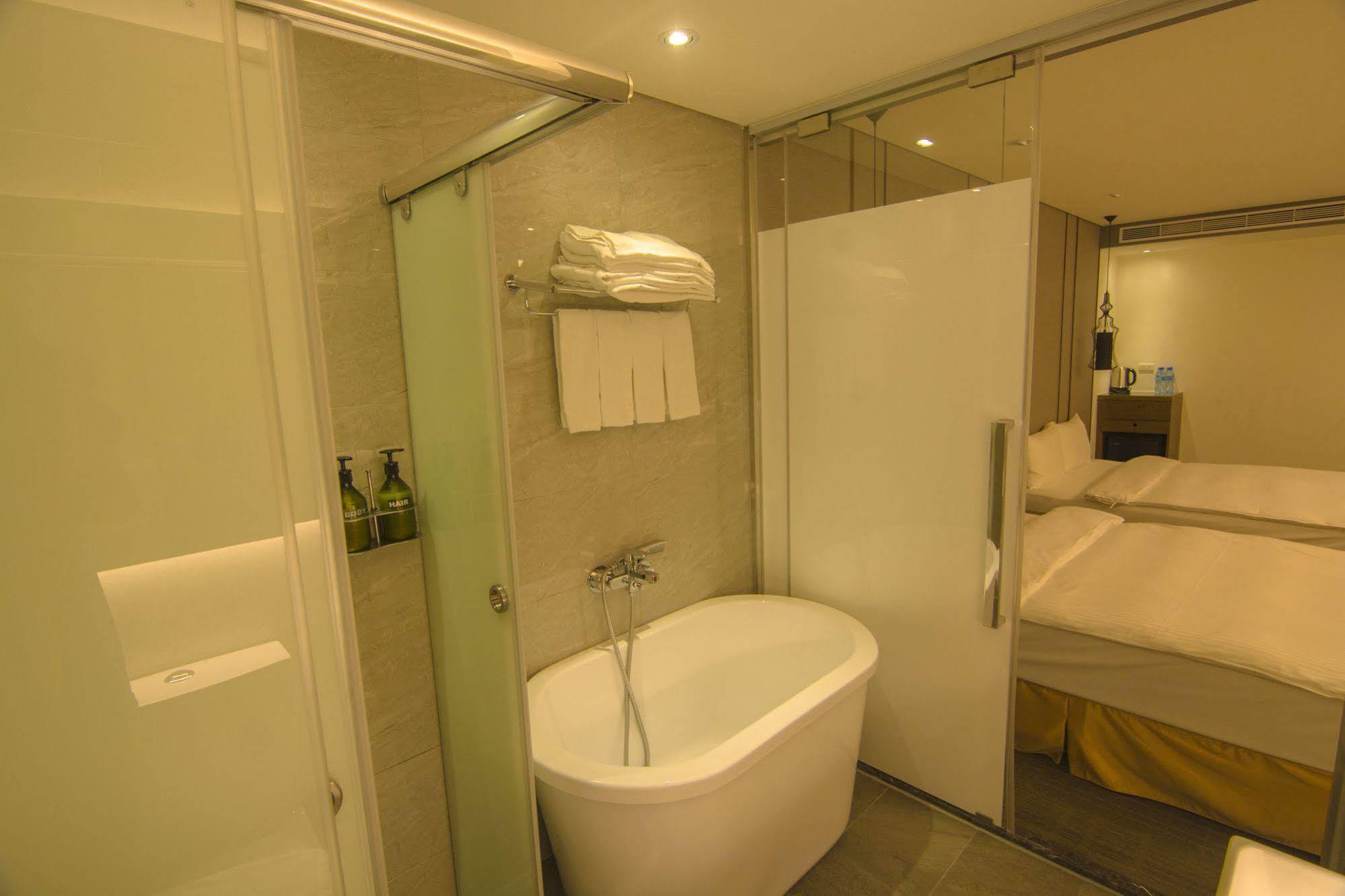 O2 Main Station Hotel 3*