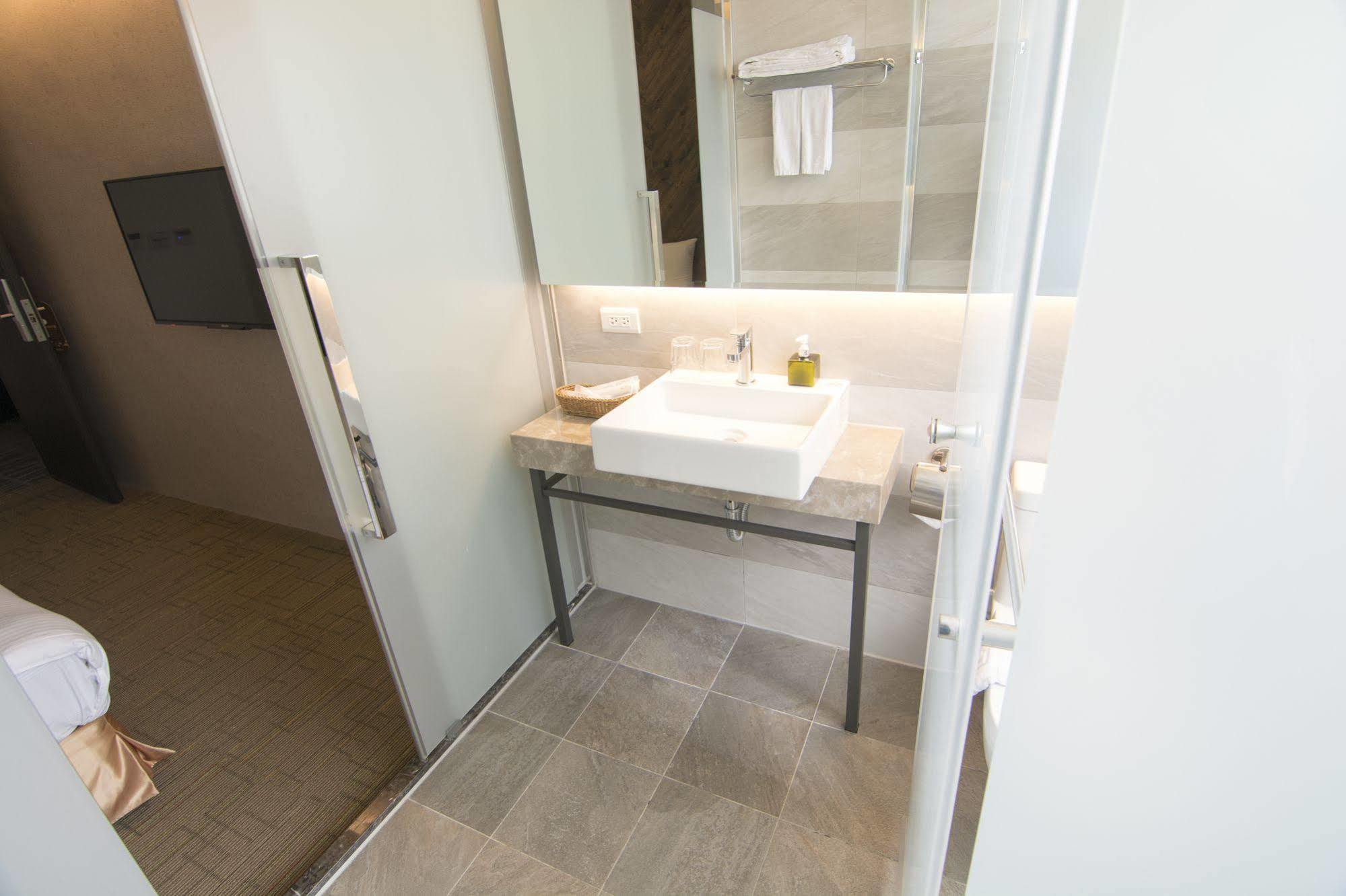 O2 Main Station Hotel 3*
