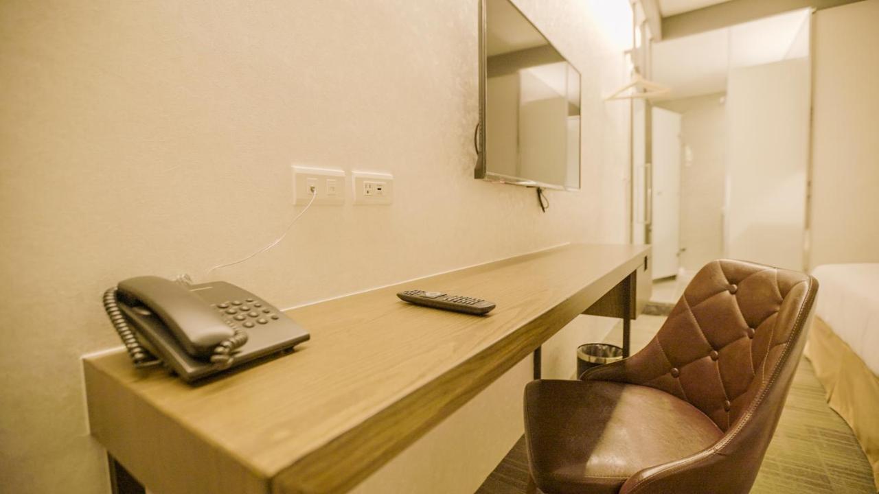 O2 Main Station Hotel